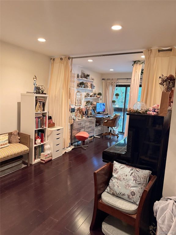 303 121st Street 116, College Point, NY 11356 — photo 4