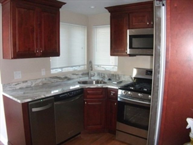 31 Riverbank, Quincy, MA 02169