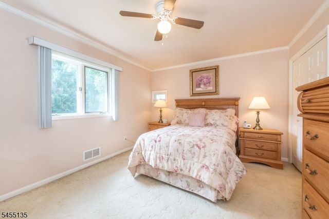 36 Olga B Ter, Clifton City, NJ 07013