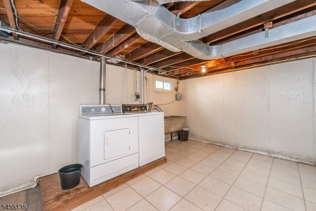 36 Olga B Ter, Clifton City, NJ 07013