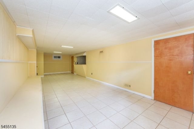 36 Olga B Ter, Clifton City, NJ 07013