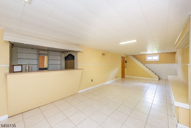36 Olga B Ter, Clifton City, NJ 07013