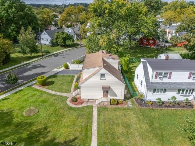 36 Olga B Ter, Clifton City, NJ 07013