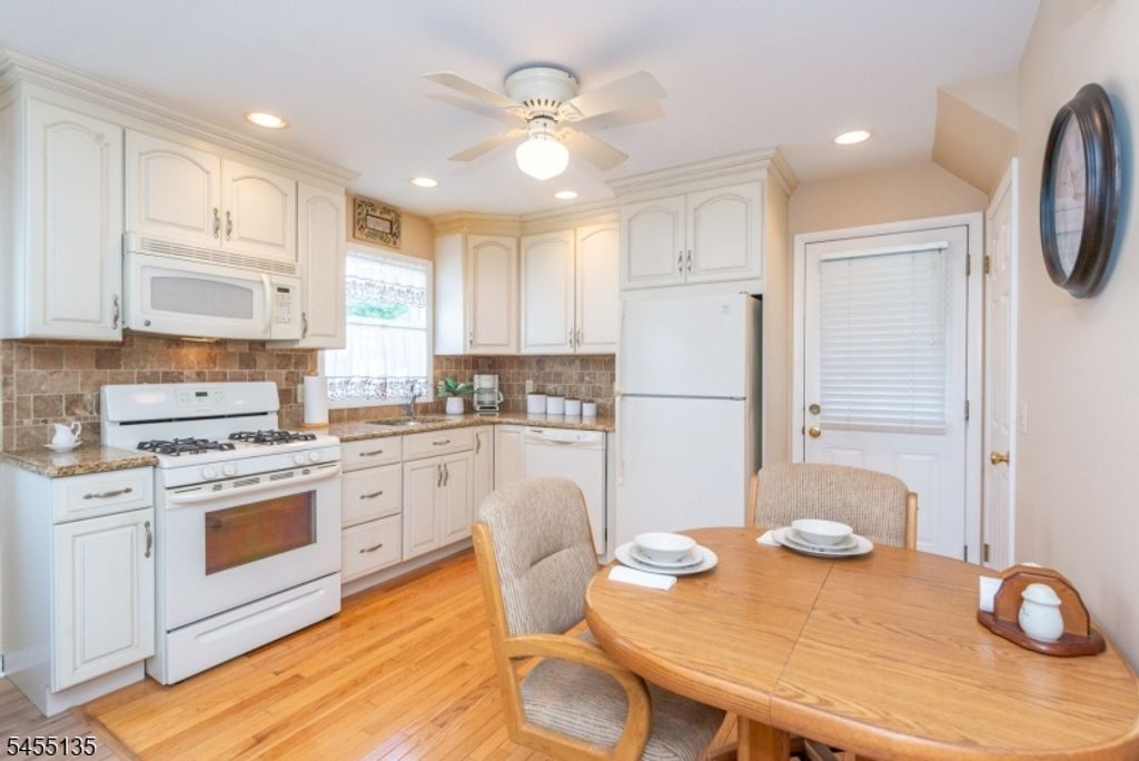 36 Olga B Ter, Clifton City, NJ 07013 — photo 3