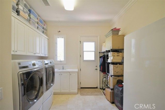 19 Rosana Way, Laguna Hills, CA 92679