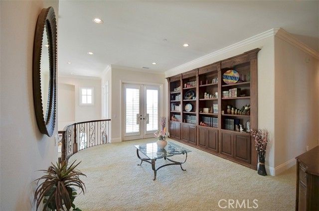 19 Rosana Way, Laguna Hills, CA 92679