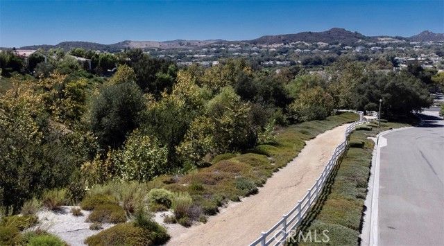 19 Rosana Way, Laguna Hills, CA 92679