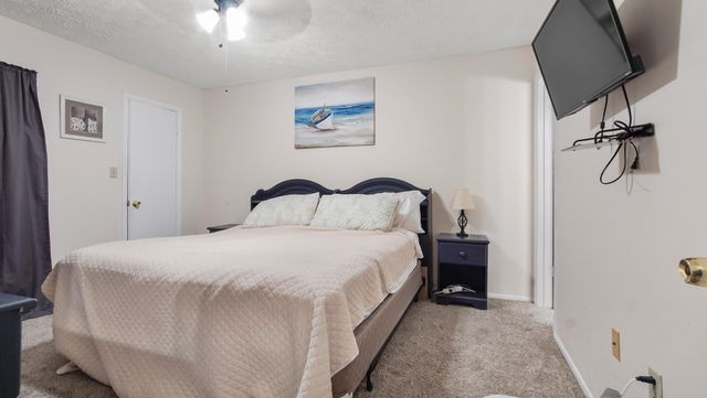 6903 N Lagoon Drive APT 52, Panama City Beach, FL 32408