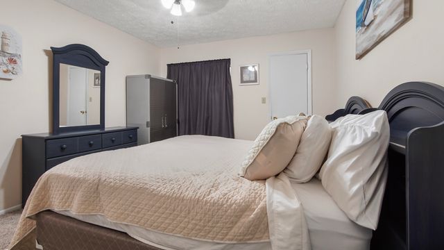 6903 N Lagoon Drive APT 52, Panama City Beach, FL 32408