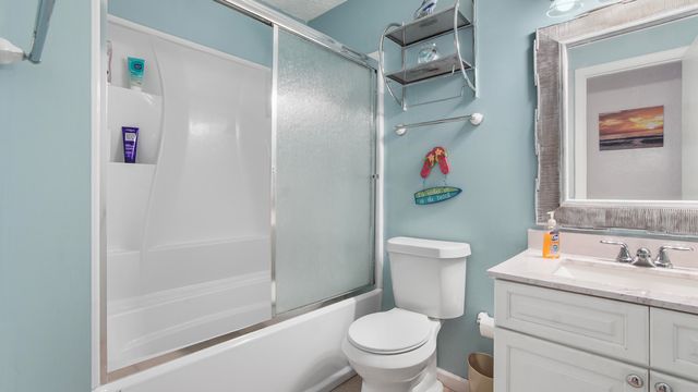 6903 N Lagoon Drive APT 52, Panama City Beach, FL 32408