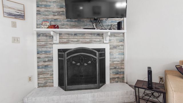 6903 N Lagoon Drive APT 52, Panama City Beach, FL 32408