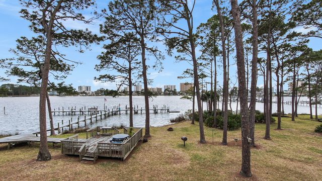 6903 N Lagoon Drive APT 52, Panama City Beach, FL 32408