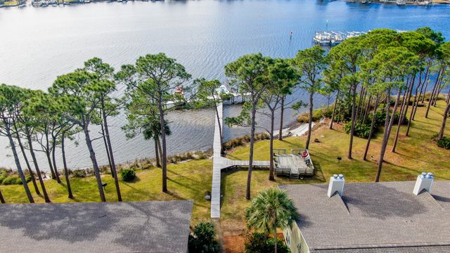 6903 N Lagoon Drive APT 52, Panama City Beach, FL 32408