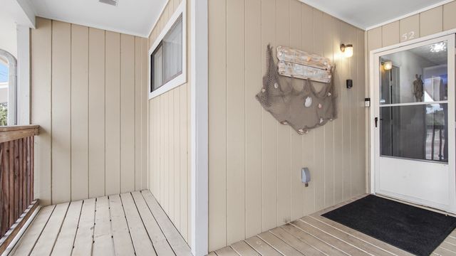 6903 N Lagoon Drive APT 52, Panama City Beach, FL 32408