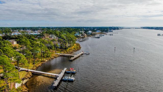 6903 N Lagoon Drive APT 52, Panama City Beach, FL 32408