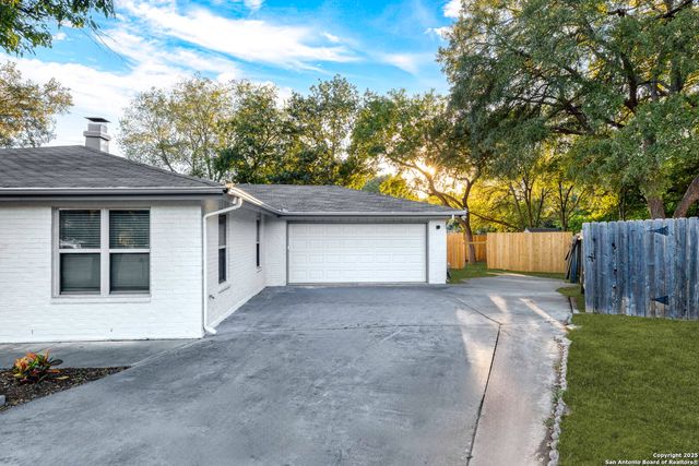 1500 Lochshire, San Antonio, TX 78216