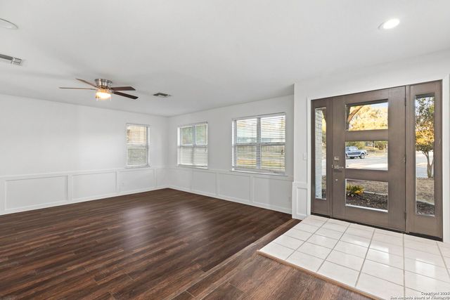 1500 Lochshire, San Antonio, TX 78216