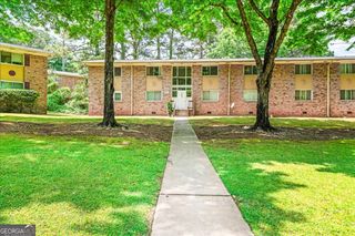 1627 Line Circle, Decatur, GA 30032
