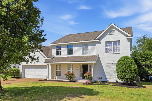 102 Wolverine Trl, La Vergne, TN 37086
