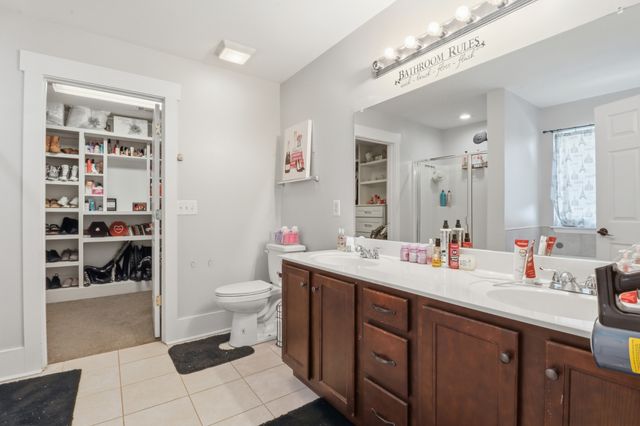102 Wolverine Trl, La Vergne, TN 37086