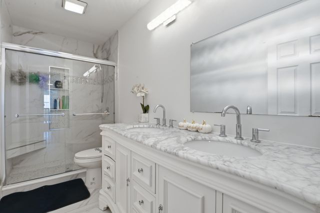 102 Wolverine Trl, La Vergne, TN 37086