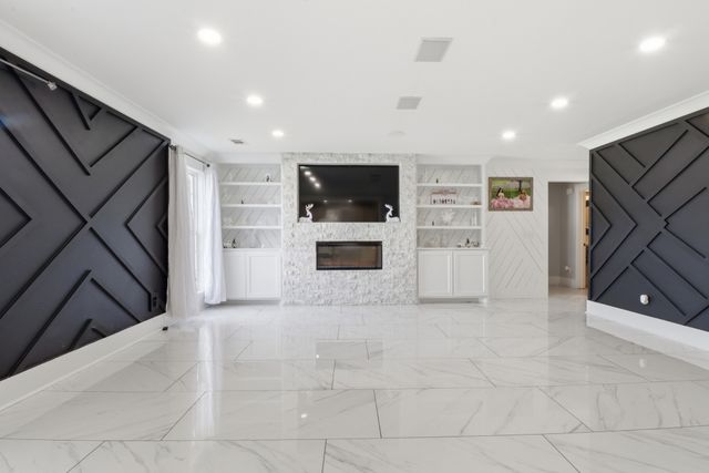102 Wolverine Trl, La Vergne, TN 37086
