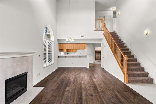 1225 Lilac St, Lodi, CA 95242