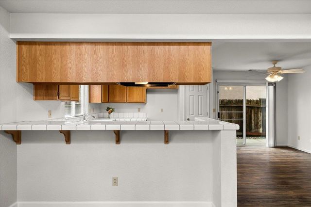 1225 Lilac St, Lodi, CA 95242