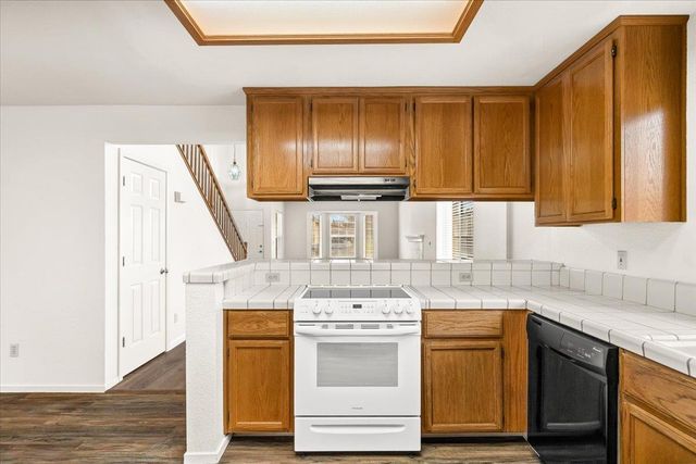 1225 Lilac St, Lodi, CA 95242