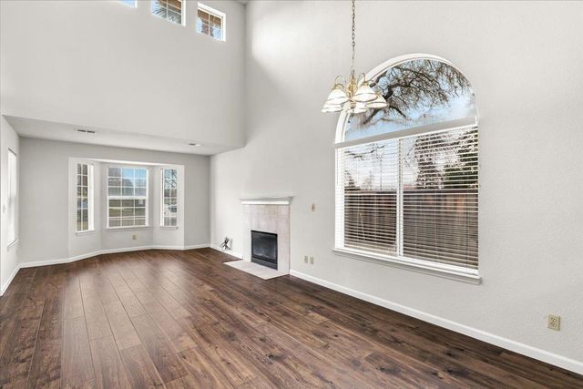 1225 Lilac St, Lodi, CA 95242