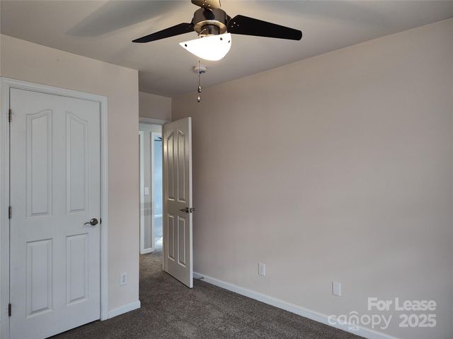 16127 Circlegreen Drive, Charlotte, NC 28273