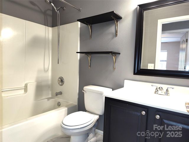 16127 Circlegreen Drive, Charlotte, NC 28273