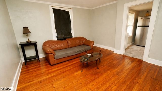 3 Laurel Ave, Maplewood Twp., NJ 07040