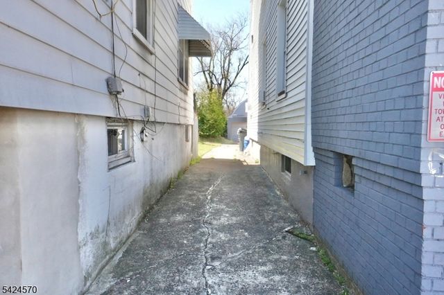 3 Laurel Ave, Maplewood Twp., NJ 07040