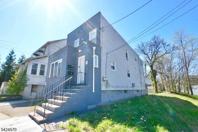 3 Laurel Ave, Maplewood Twp., NJ 07040