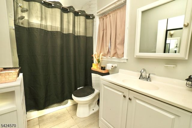 3 Laurel Ave, Maplewood Twp., NJ 07040