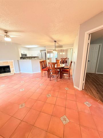 2300 Old Spanish Trail 1118, Houston, TX 77054