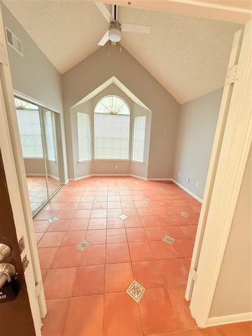 2300 Old Spanish Trail 1118, Houston, TX 77054