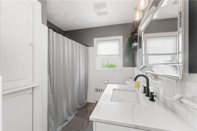 26 Coulters Road, Cranston, RI 02920