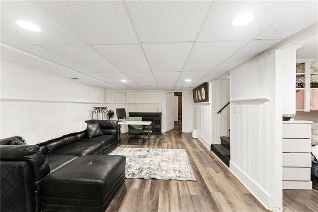 26 Coulters Road, Cranston, RI 02920