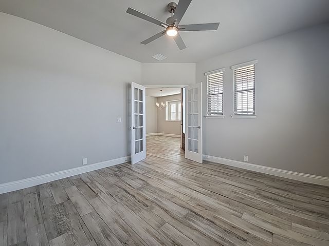 900 Superbloom Avenue, Justin, TX 76247