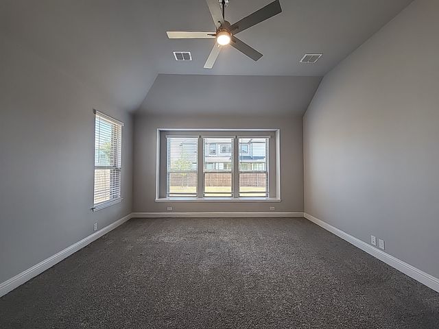 900 Superbloom Avenue, Justin, TX 76247