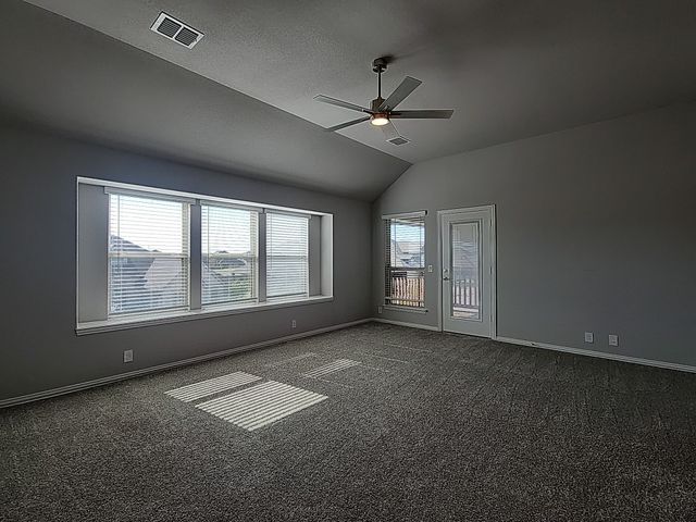 900 Superbloom Avenue, Justin, TX 76247