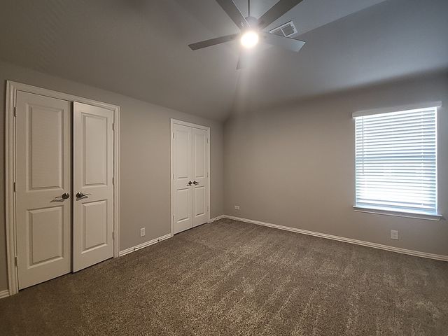 900 Superbloom Avenue, Justin, TX 76247