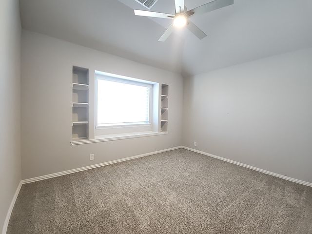900 Superbloom Avenue, Justin, TX 76247