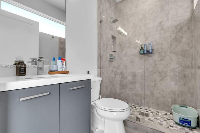 3769 SW 27th Ln 3769, Miami, FL 33134