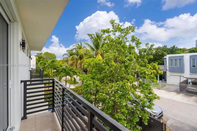 3769 SW 27th Ln 3769, Miami, FL 33134