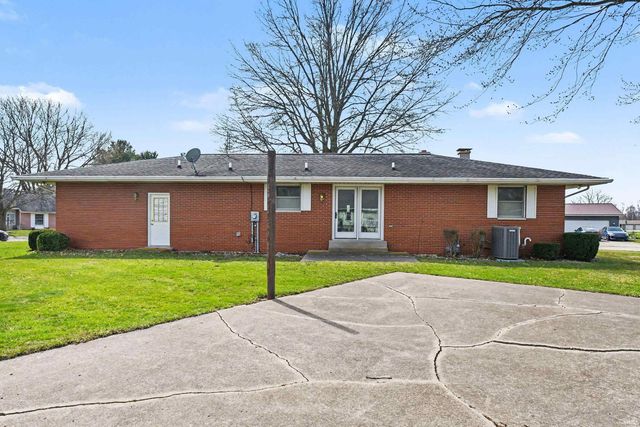 283 Meadowlark Lane, Bremen, IN 46506