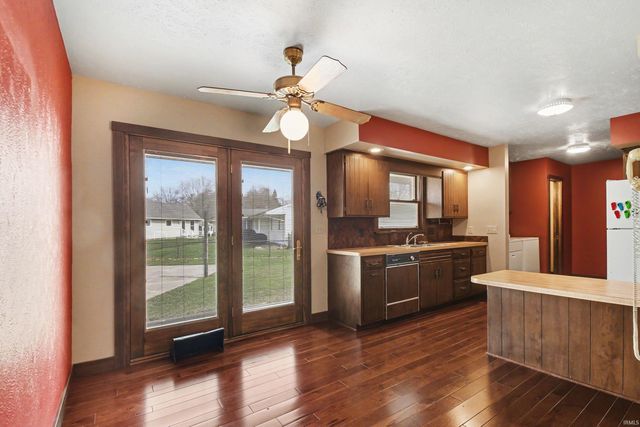 283 Meadowlark Lane, Bremen, IN 46506