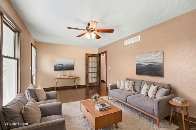 283 Meadowlark Lane, Bremen, IN 46506